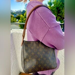 Louis Vuitton Looping MM Shoulder Bag Monogram Coated Canvas Authenticated